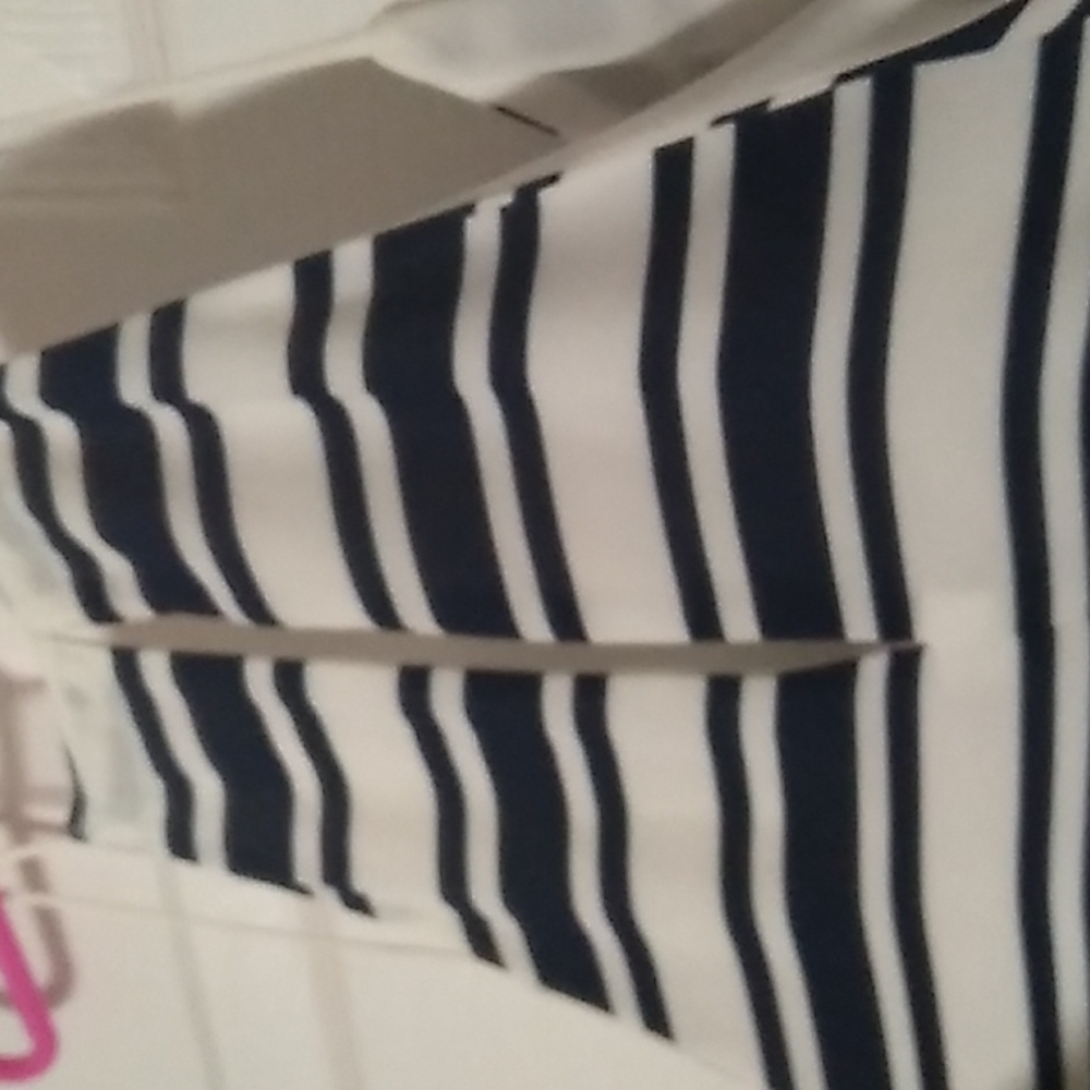 Striped Tank - Picture 4 of 4